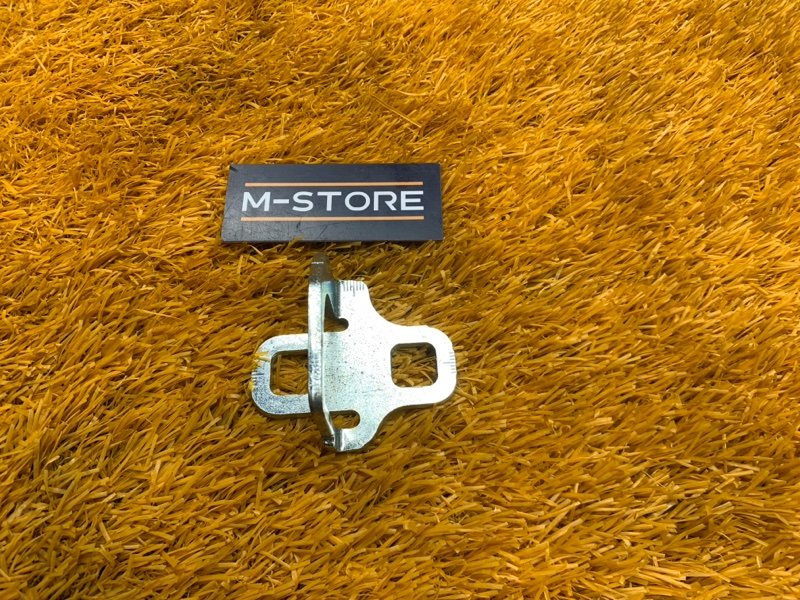 петля замка багажника, 670 рублей, Красноярск