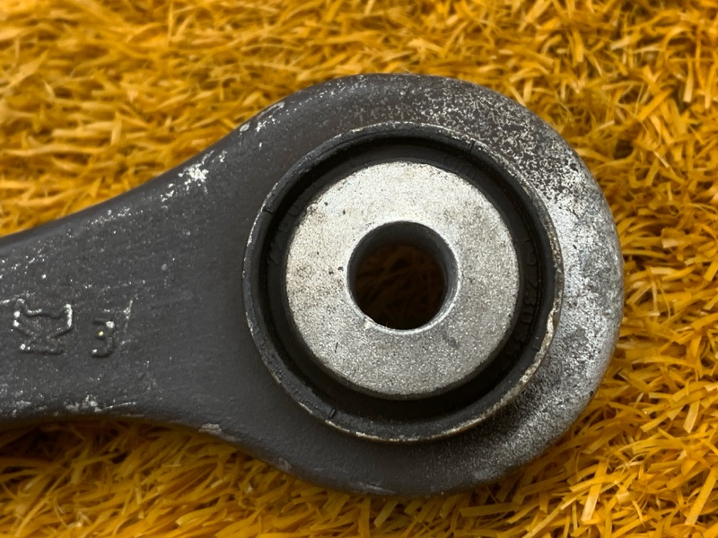 Рычаг подвески верхний, 500 рублей, Красноярск