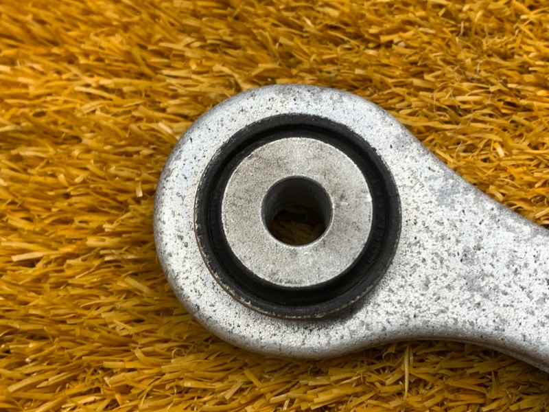 Рычаг подвески верхний, 500 рублей, Красноярск