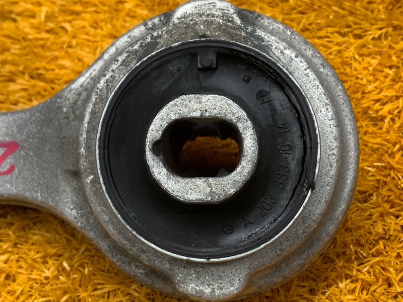 Рычаг подвески верхний, 1340 рублей, Красноярск