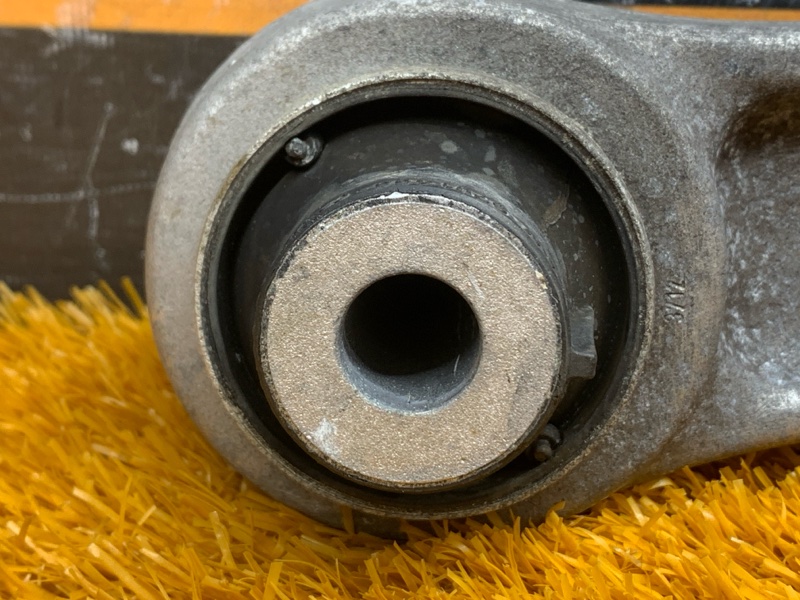 Рычаг подвески нижний, 2660 рублей, Красноярск