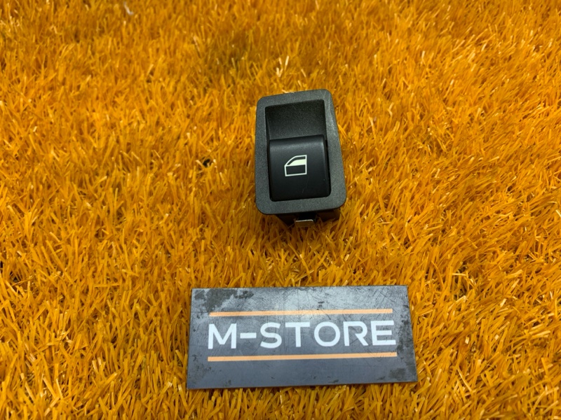 кнопка стеклоподъемника, 500 рублей, Красноярск