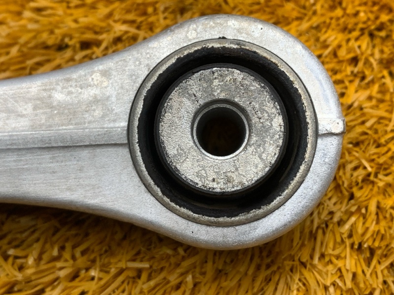 Рычаг подвески верхний, 2660 рублей, Красноярск