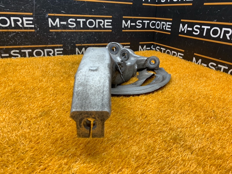 кулак поворотный, 3500 рублей, Красноярск