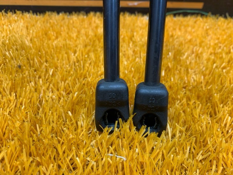 амортизатор капота, 500 рублей, Красноярск