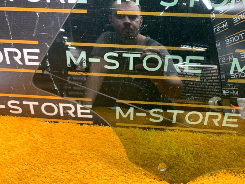 Стекло боковое, 1490 рублей, Красноярск