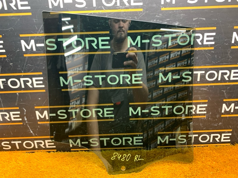 Стекло боковое, 1490 рублей, Красноярск