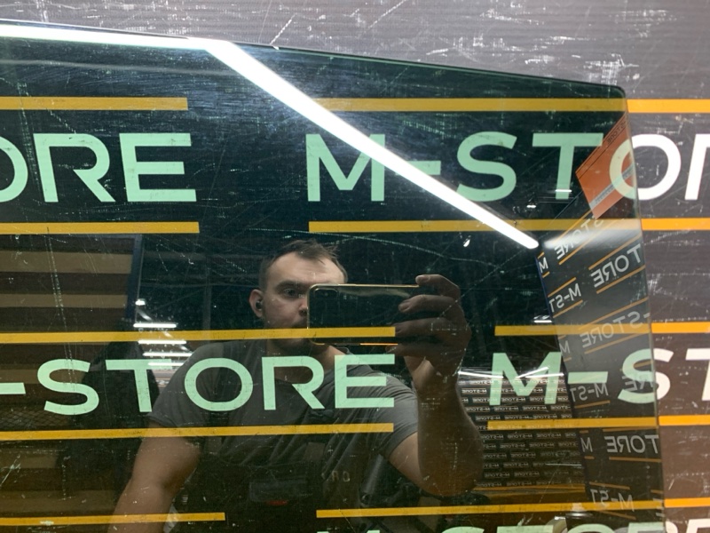 Стекло боковое, 1490 рублей, Красноярск