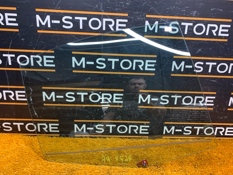 Стекло боковое, 300 рублей, Красноярск