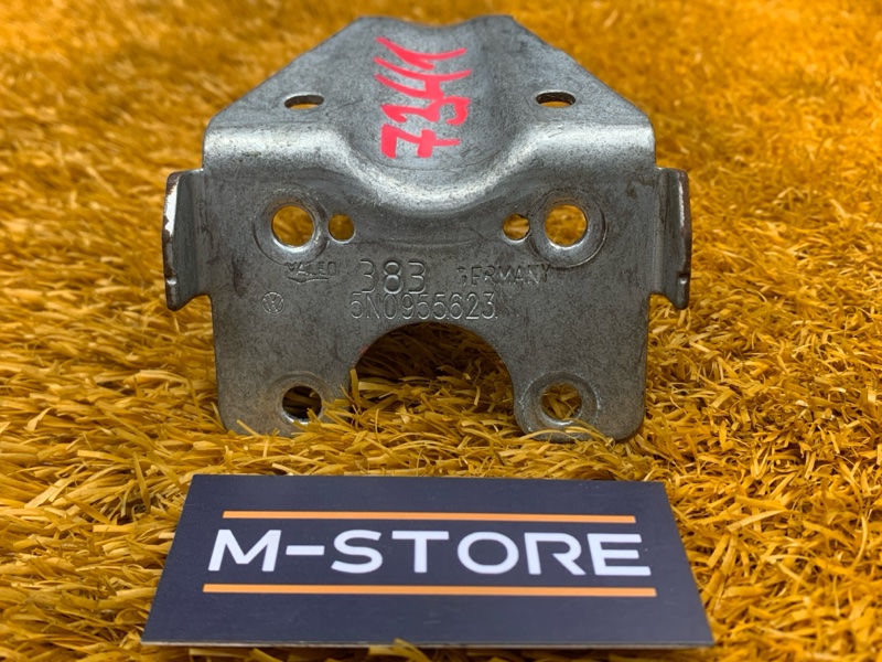 Кронштейн трапеции стеклоочистителя, 300 рублей, Красноярск