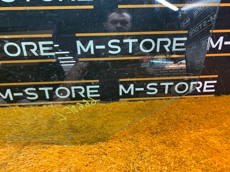 Стекло боковое, 1490 рублей, Красноярск