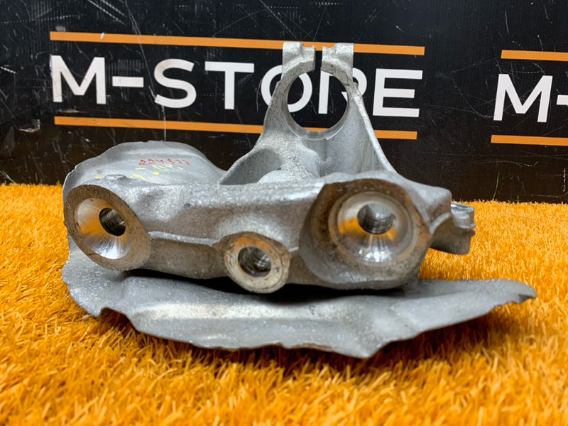 кулак поворотный, 4090 рублей, Красноярск