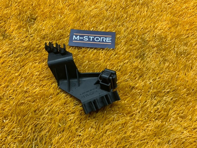 кронштейн, 230 рублей, Красноярск