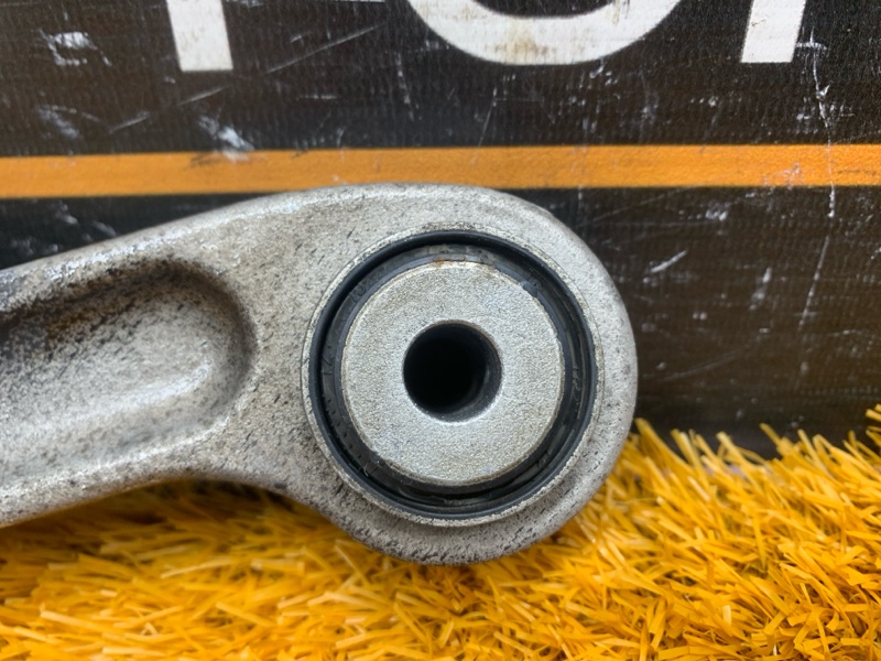 Рычаг подвески верхний, 900 рублей, Красноярск