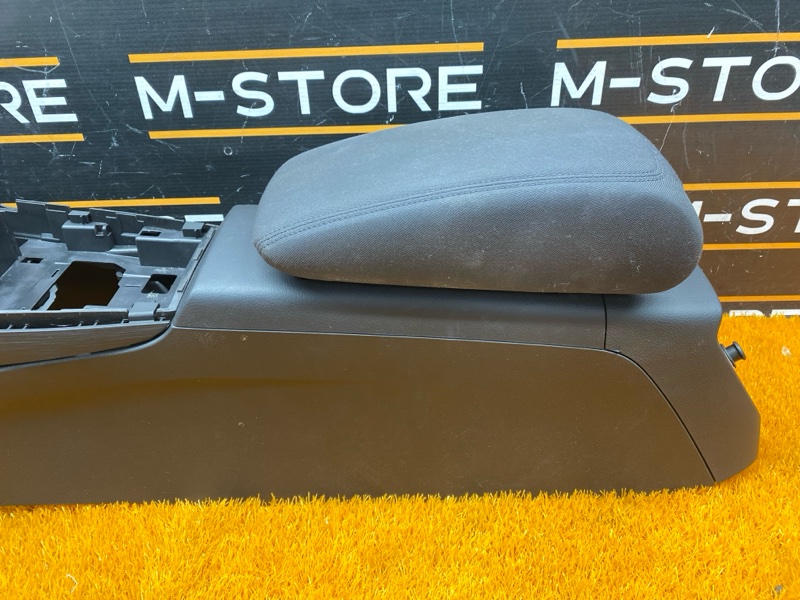 подлокотник, 4710 рублей, Красноярск