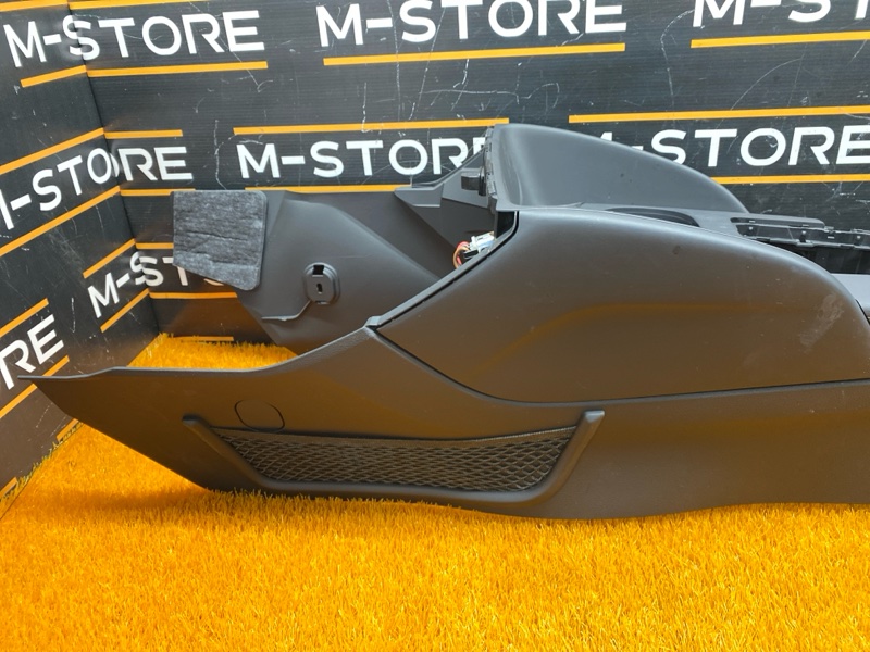 подлокотник, 4710 рублей, Красноярск