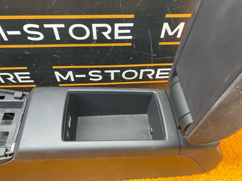 подлокотник, 4710 рублей, Красноярск