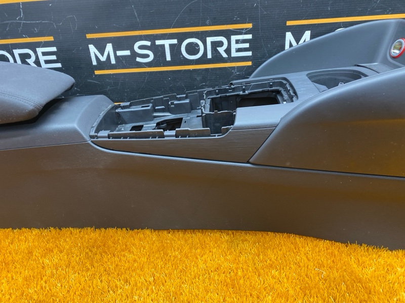 подлокотник, 4710 рублей, Красноярск