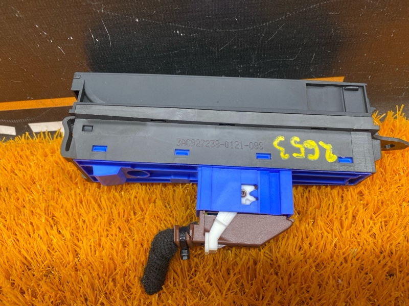 Кнопка стояночного тормоза, 900 рублей, Красноярск