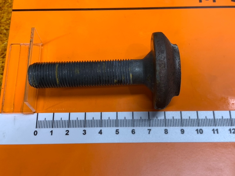 Болт привода, 200 рублей, Красноярск