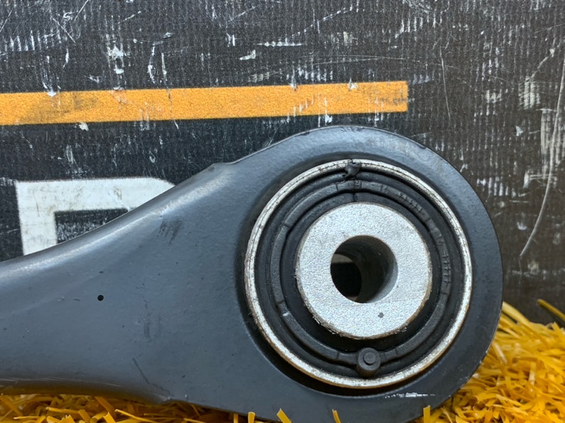 Рычаг подвески верхний, 300 рублей, Красноярск