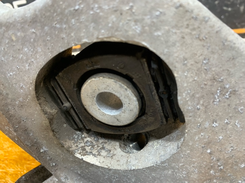 кулак поворотный, 1500 рублей, Красноярск