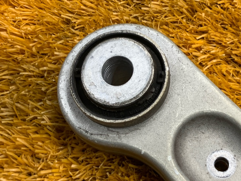 Рычаг подвески верхний, 900 рублей, Красноярск