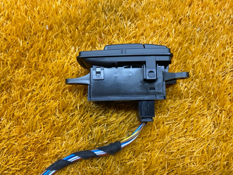 Кнопка стояночного тормоза, 2230 рублей, Красноярск