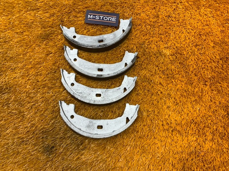 Колодки ручника, 500 рублей, Красноярск