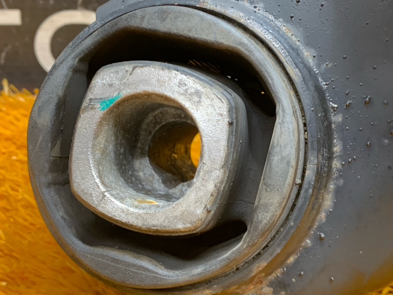 Балка поперечная (подрамник), 3150 рублей, Красноярск