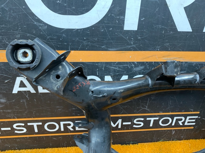 Балка поперечная (подрамник), 3150 рублей, Красноярск