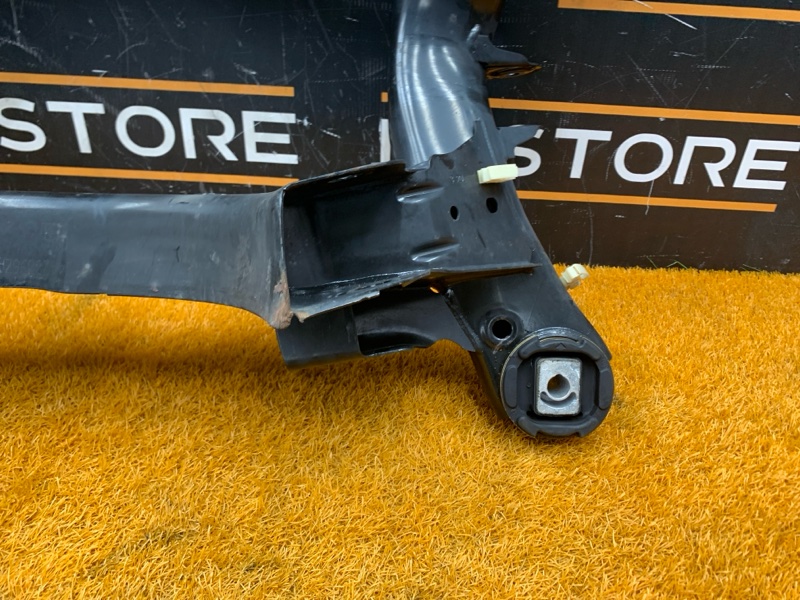 Балка поперечная (подрамник), 3150 рублей, Красноярск