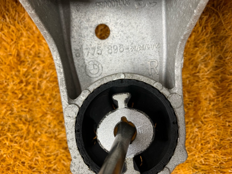 Балка поперечная (подрамник), 3150 рублей, Красноярск