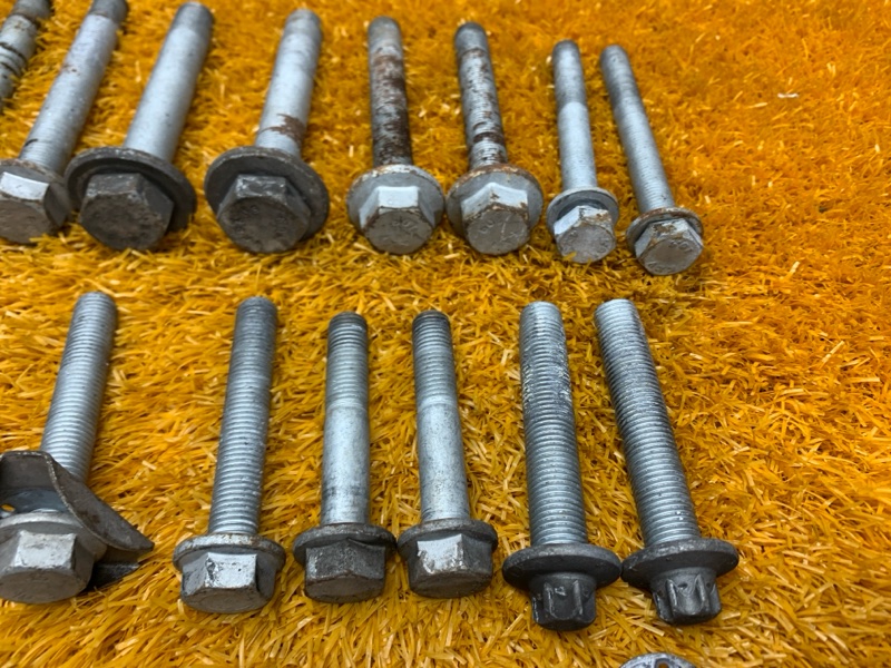 Болты и гайки задней подвески, 730 рублей, Красноярск