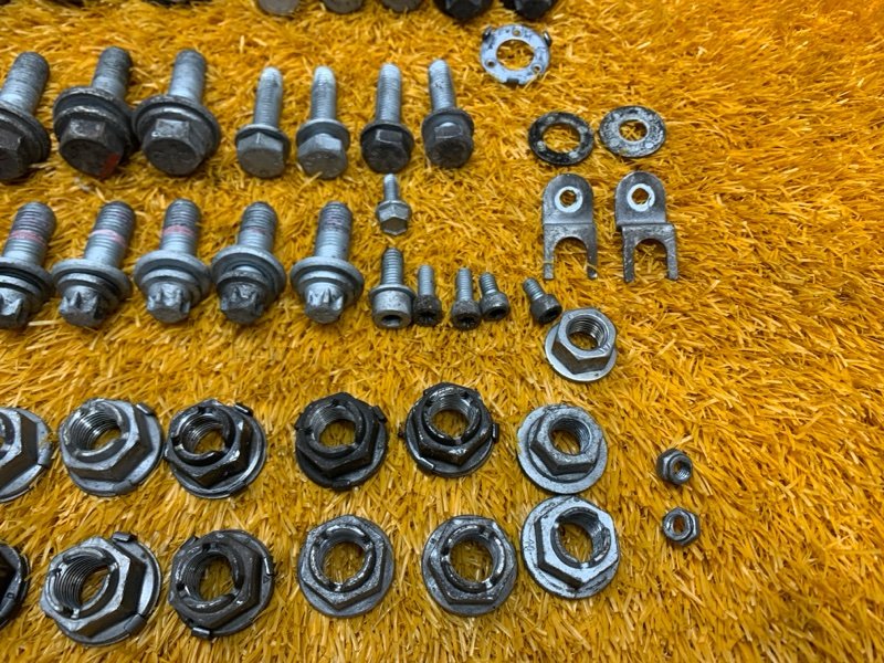 Болты и гайки задней подвески, 730 рублей, Красноярск