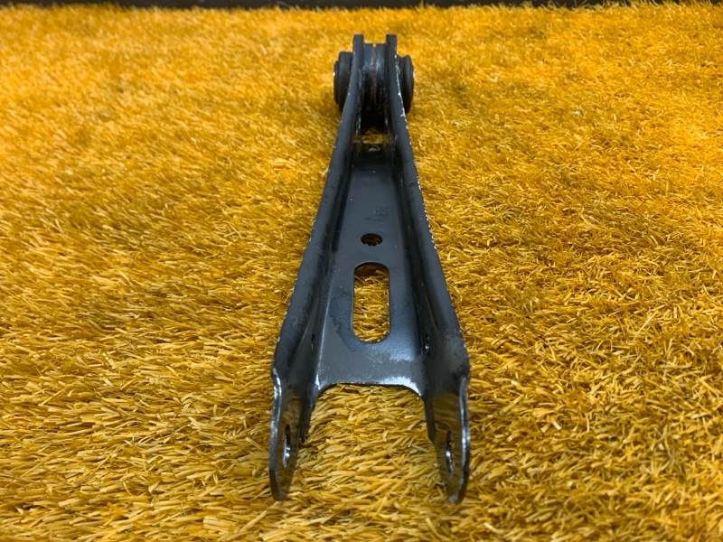 Рычаг подвески верхний, 500 рублей, Красноярск