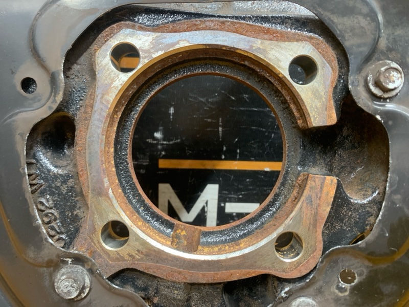 кулак поворотный, 2000 рублей, Красноярск