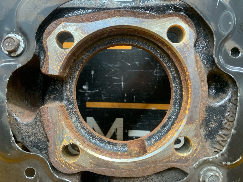 кулак поворотный, 2000 рублей, Красноярск