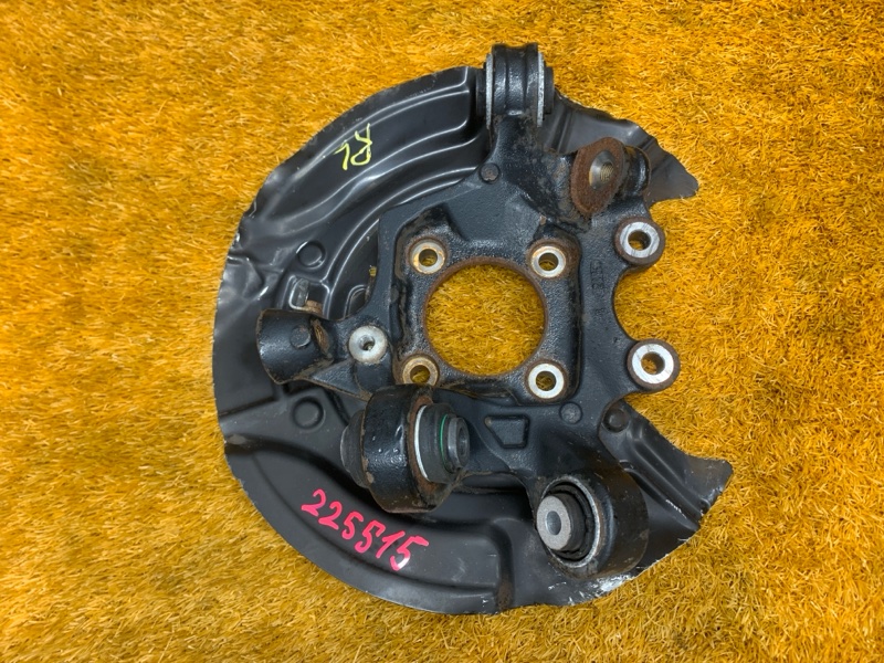 кулак поворотный, 2000 рублей, Красноярск