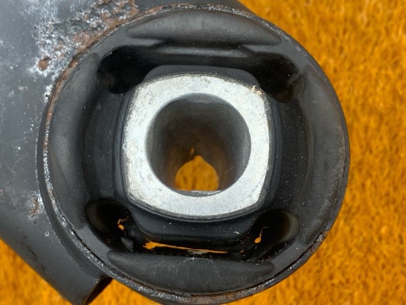 Балка поперечная (подрамник), 2370 рублей, Красноярск