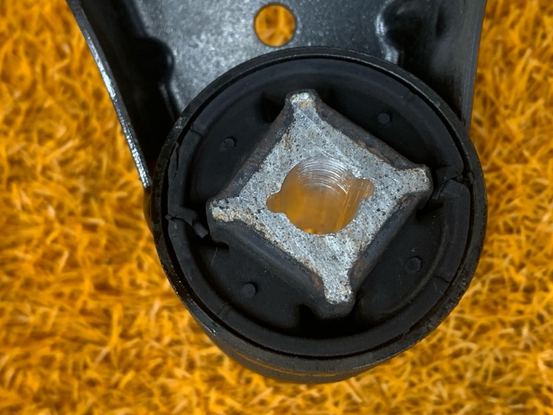 Балка поперечная (подрамник), 2370 рублей, Красноярск