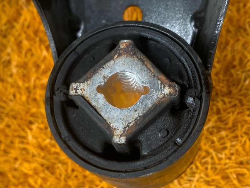 Балка поперечная (подрамник), 2370 рублей, Красноярск