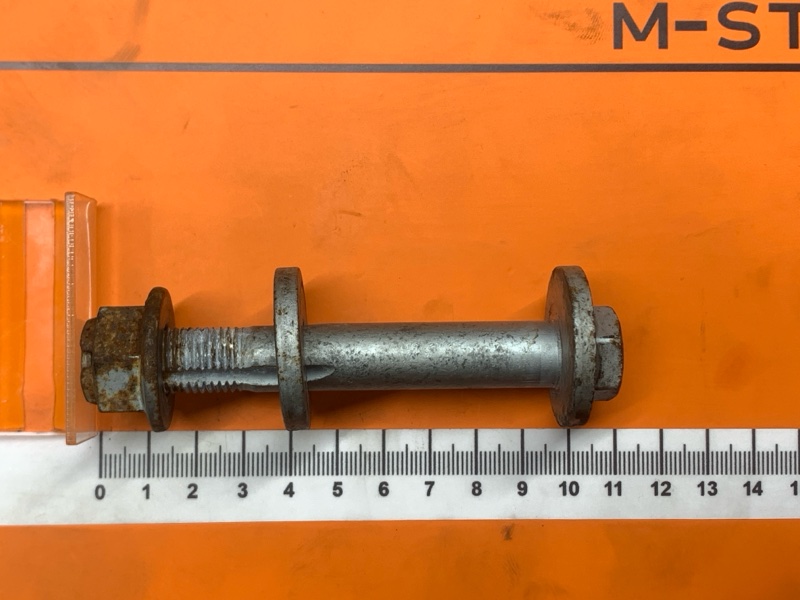 Болт развальный, 480 рублей, Красноярск