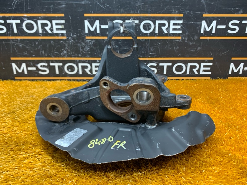 кулак поворотный, 2000 рублей, Красноярск