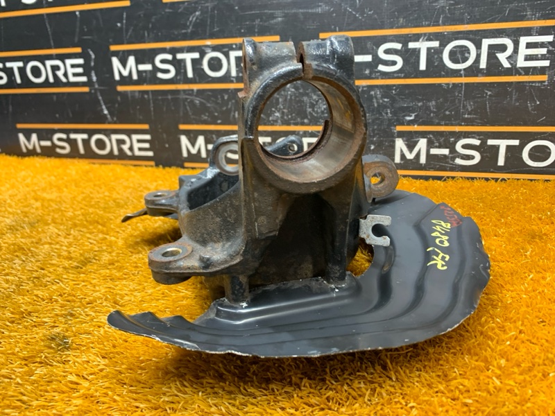 кулак поворотный, 2000 рублей, Красноярск