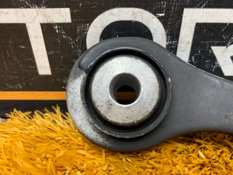 Рычаг подвески верхний, 500 рублей, Красноярск