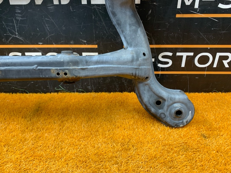 Балка поперечная (подрамник), 3800 рублей, Красноярск