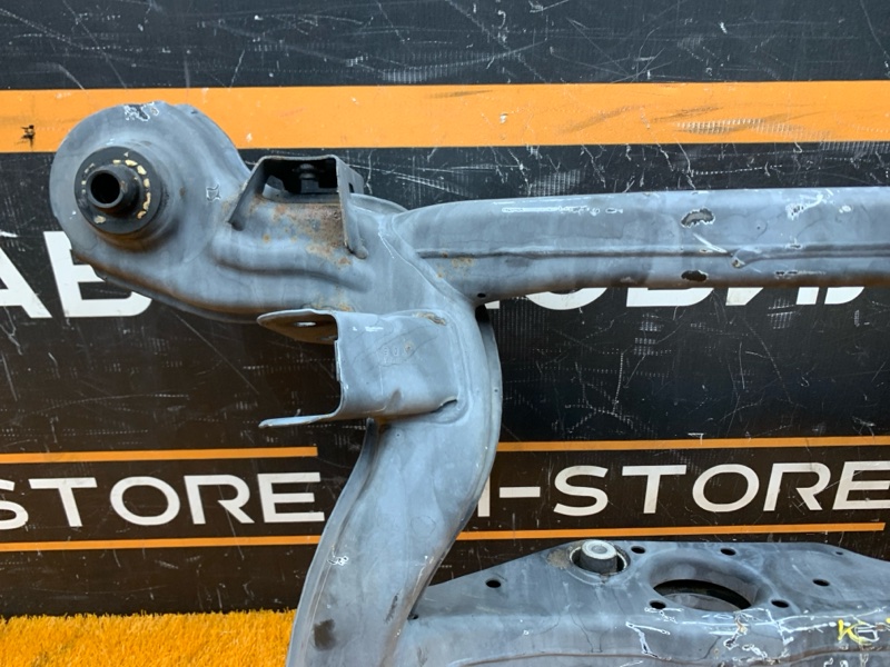 Балка поперечная (подрамник), 3800 рублей, Красноярск