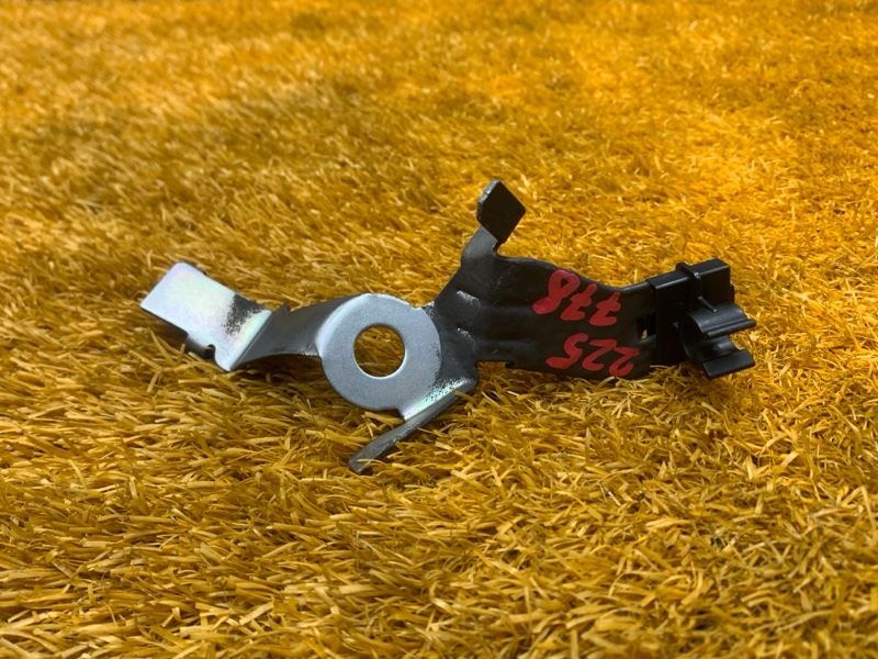 Кронштейн проводки, 200 рублей, Красноярск