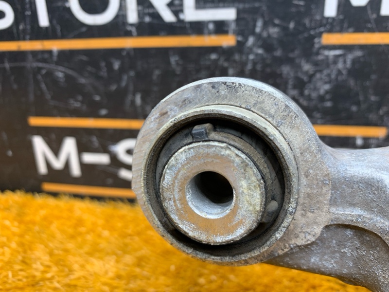 кулак поворотный, 2000 рублей, Красноярск